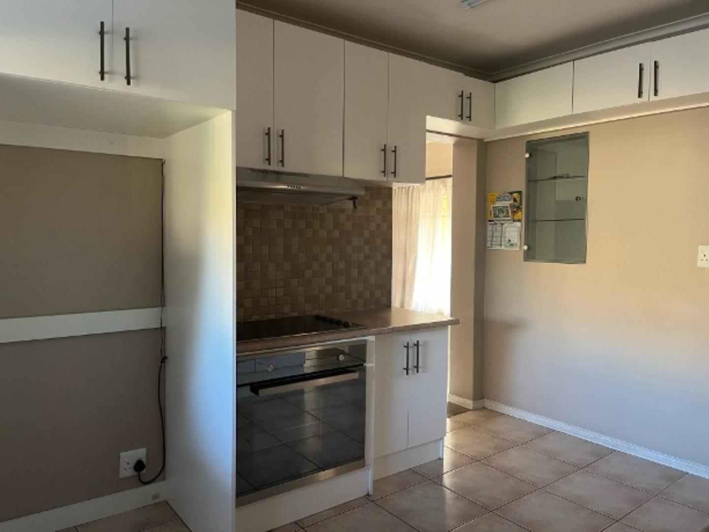 714866_KITCHEN.jpg